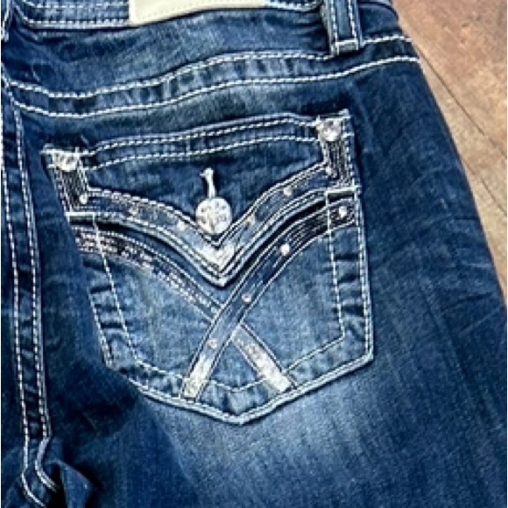 Miss Me Jeans. Size 31 Inseam 30. Never worn.
